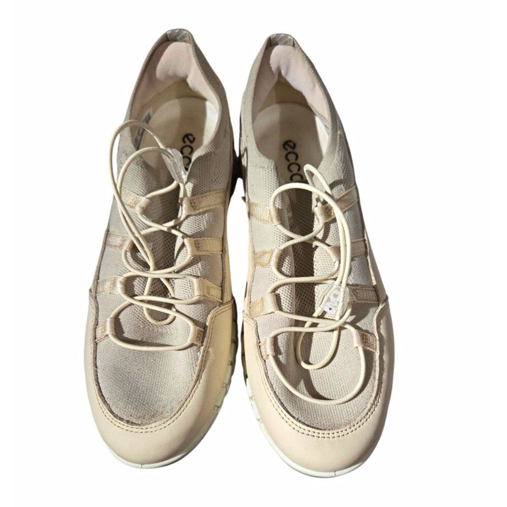 ECCO Women’s Beige Mesh Low Top Lace-Up Athletic Sneakers Rubber Outsole
